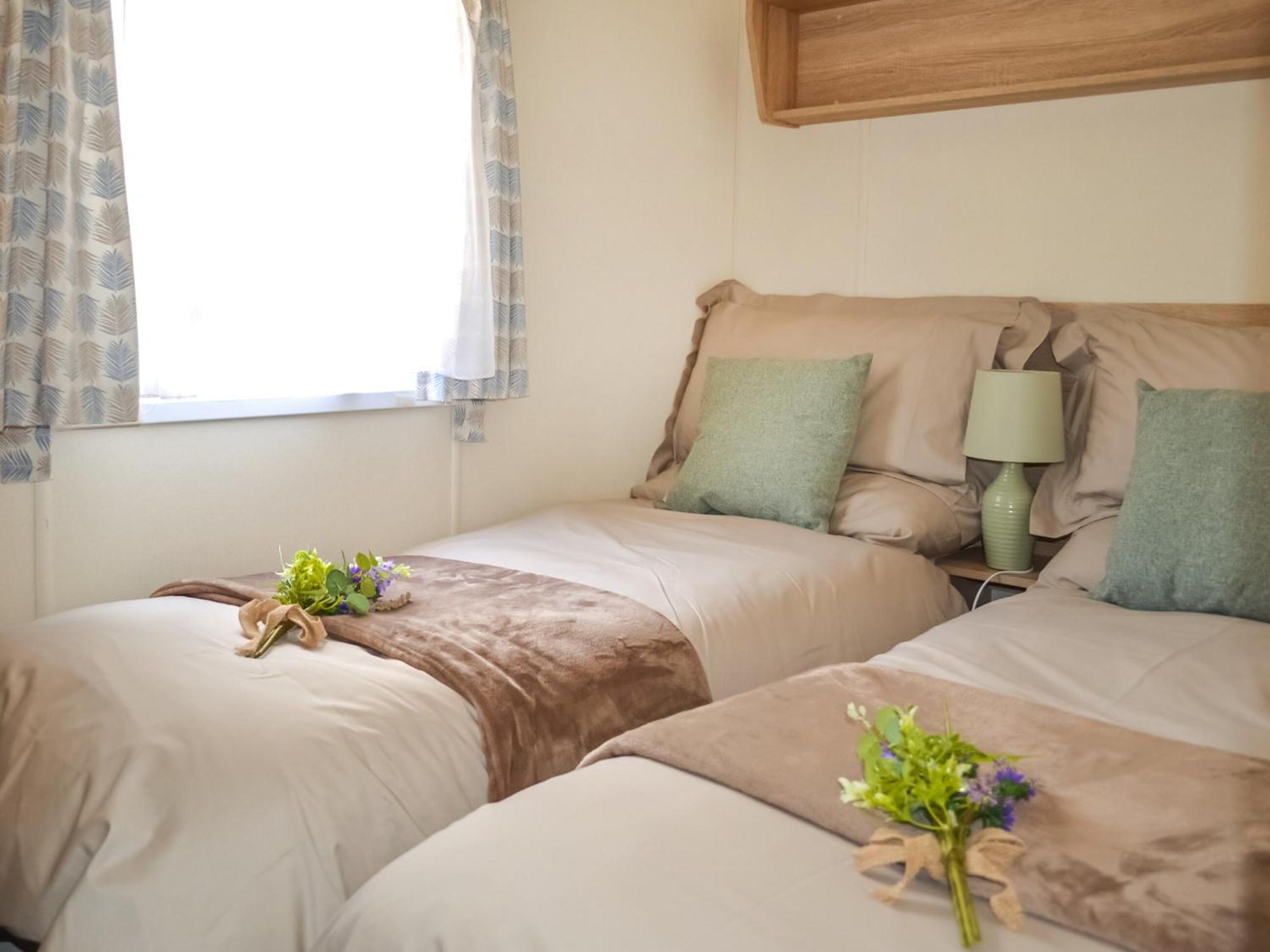 Hillcrest Caravan - Uk44798 Holiday home